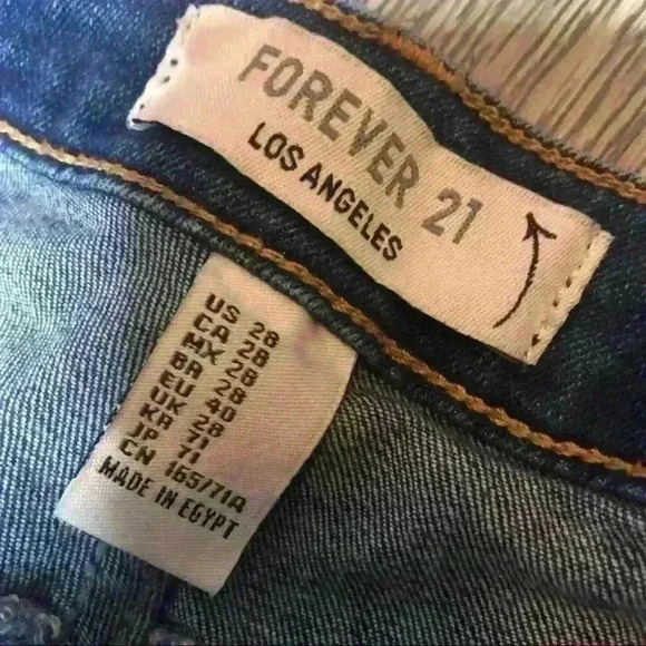 🔥Forever21 Dark Faded Denim Skinny Jeans - Picture 5 of 5